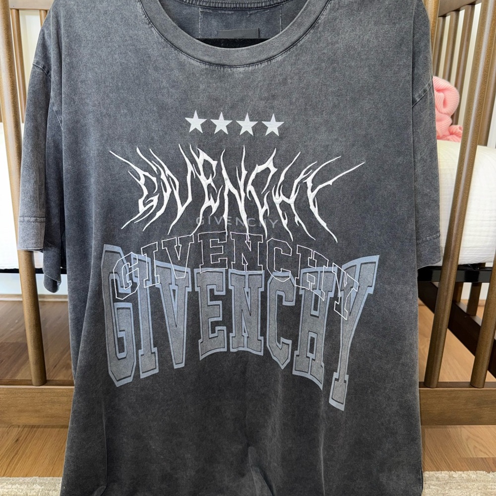 Givenchy Men's Charcoal Graphic Tee - Picture 3 of 4